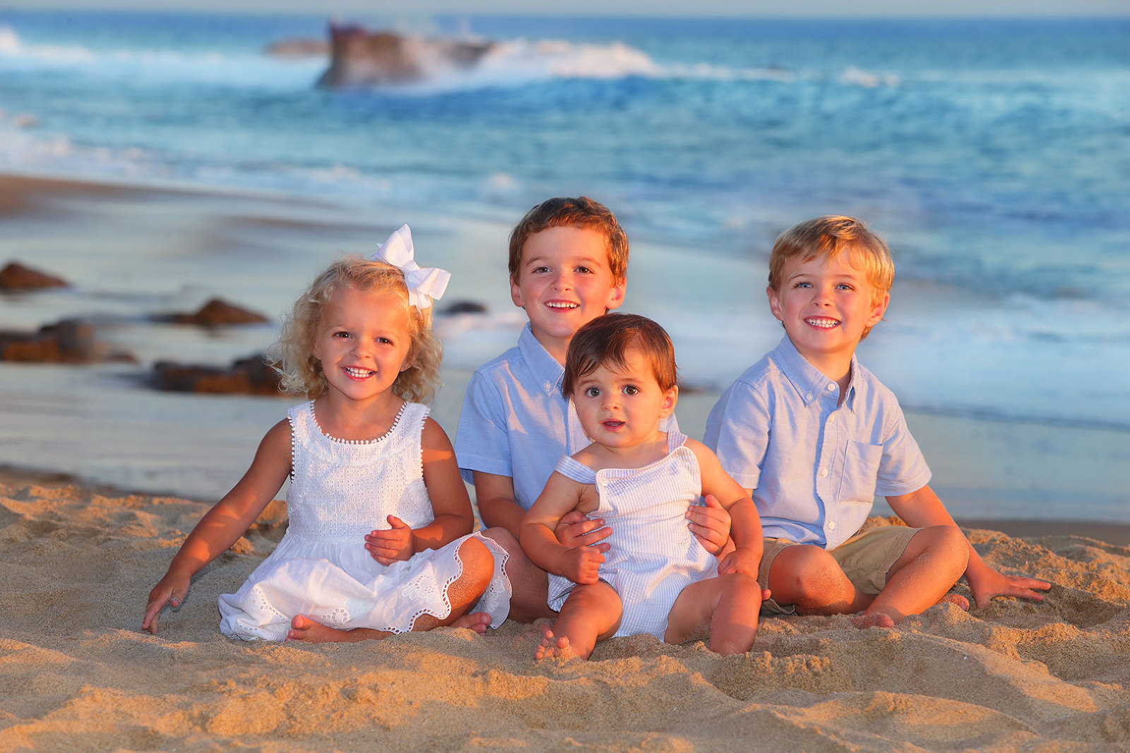 little kids beach portrait by Lorin Backe